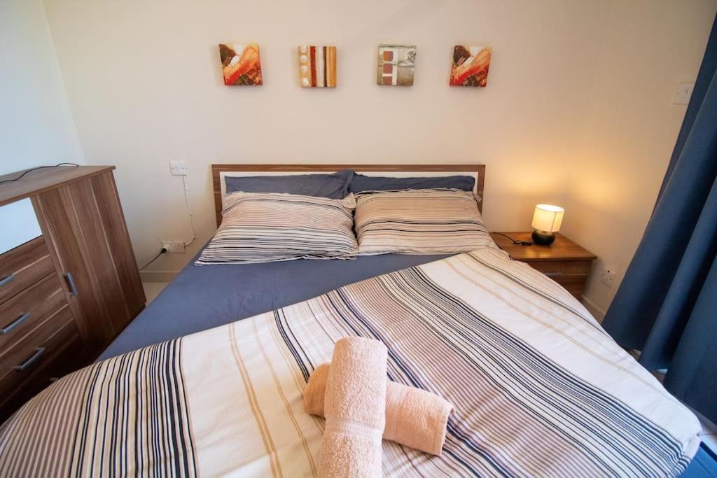 Modern Apt In The Heart Of Maltese Nightlife San Ġiljan Buitenkant foto